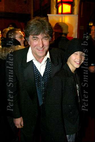 Amsterdam 15 december 2003
Premiere Lord of the Rings in Tuschinski.
Bartho Braat met zoon