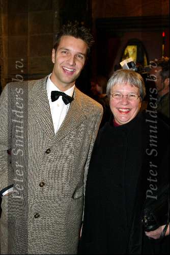 Amsterdam 15 december 2003
Premiere Lord of the Rings in Tuschinski.
Bas Muijs met moeder
