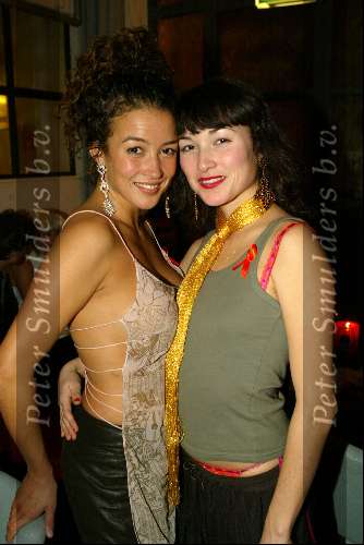 Amsterdam 19 december 2003
Orange Babies feest in Panama te Amsterdam.
Katja Schuurman en Birgit Schuurman