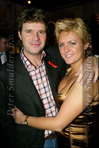 Amsterdam 19 december 2003
Orange Babies feest in Panama te Amsterdam.
Peter Gallas en Caroline Tensen