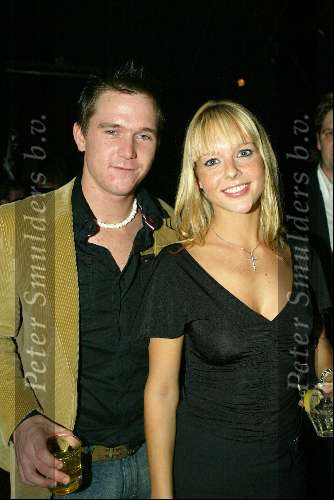 Amsterdam 19 december 2003
Orange Babies feest in Panama te Amsterdam.
Johnny de Mol en Chantal Janzen