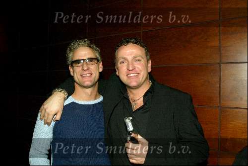 Amsterdam 19 december 2003
Orange Babies feest in Panama te Amsterdam.
Gordon met broer