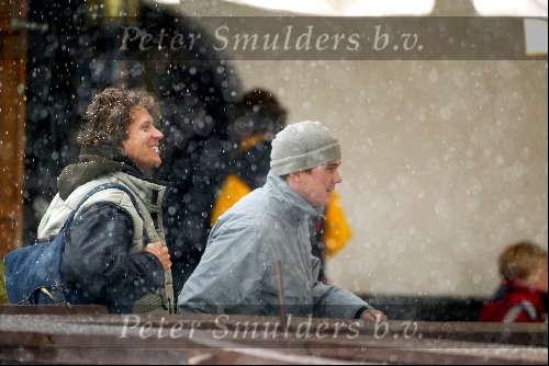 Lech 21 december 2003
Linda de Mol op Vakantie met haar kinderen 
Hier vriend Sander Vahle en neef acteur Johnny de Mol
Wintersport