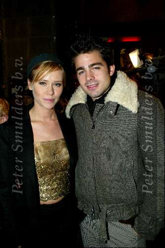 Amsterdam 15 december 2003
Premiere Lord of the Rings in Tuschinski.
Liesbeth Kamerling met vriend