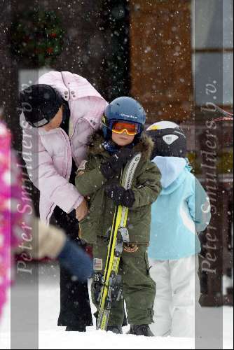 Lech 21 december 2003
Linda de Mol op Vakantie met haar kinderen 
Hier samen met haar zoontje Julian de Mol
Wintersport