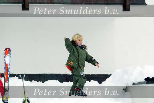 Lech 21 december 2003
Linda de Mol op Vakantie met haar kinderen 
Hier haar zoontje Julian de Mol
Wintersport