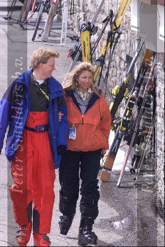 Zurs/Lech 4 April 2001
Prins Willem Alexander en Maxima enkele dagen na hun officiele verloving