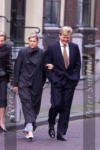 Den Haag  5 december 2001
Prins Willem Alexander en Maxima bezoeken de Staten Generaal.