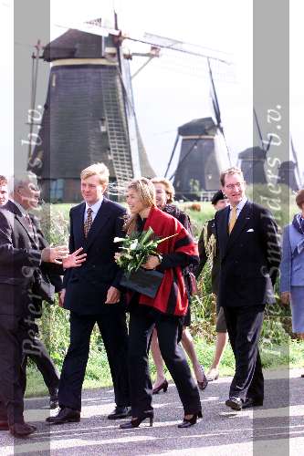 Zuid Holland 8 oktober 2001
Prins Willem Alexander en Maxima bezoeken de provincie Zuid Holland.  Molens