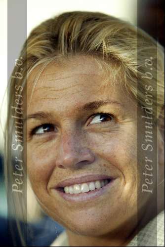 Curacao 11 augustus 2002
Prinses Maxima arriveert op het vlieveld met een klm toestel