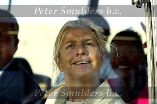 Curacao 11 augustus 2002
Prinses Maxima arriveert op het vlieveld met een klm toestel