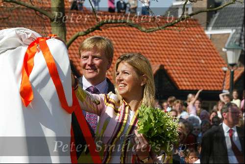 Wassenaar 16 april 2003
Maxima en Prins Willem Alexander op bezoek in Wassenaar