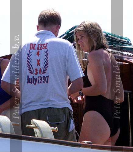 Muiden 18 Juni 2000
Prins Willem Alexander en Maxima in badpakvaren op de Groene Draeck.