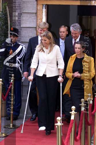 Den Haag 22 juni 2001
Prins Willem Alexander en Maxima bezoeken de ministerraad op het binnenhof.
Wim Kok en zijn vrouw Rita Kok ontvangen hen.