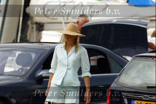 Porte Ercole 23 juli 2002
Prinses Maxima verlaat de Jumbo VI