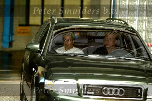 Amsterdam 24 juli 2002
Prins Claus in het AMC
Prins Willem Alexander en Prinses Maxima in audi A4