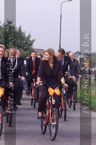 Utrecht 26 septmber 2001
Prins Willem Alexander en Maxima bezoeken de provincie Utrecht. Hier op de fiets