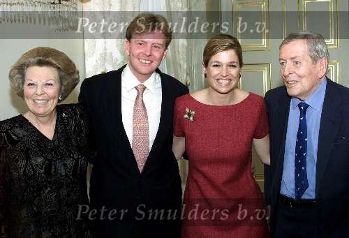 Den Haag 30 maart 2001
Verloving Prins Willem Alexander met Maxima
Met Koningin Beatrix en Prins Claus