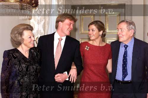 Den Haag 30 maart 2001
Verloving Prins Willem Alexander met Maxima
Met Koningin Beatrix en Prins Claus