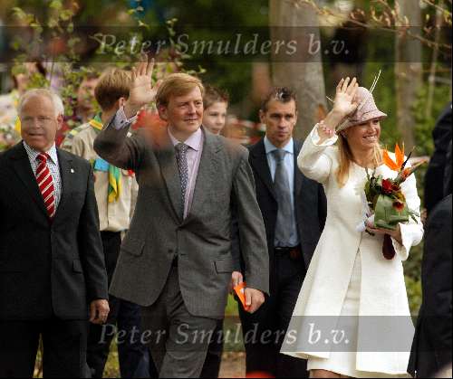 Wijhe en deventer 30 april
Koninginnedag  Maxima en Prins Willem Alexander