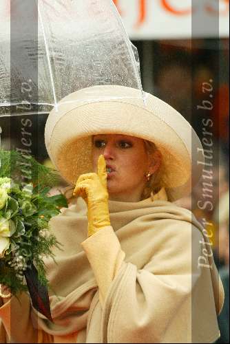 Meppel 30 April 2002
Koninginnedag 2002
Prinses Maxima met vinger voor de mond