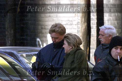 New York, 22 januari 2000
Prins Willem Alexander samen met Maxima na afloop van een diner samen met een beveiligingsbeambte
Rest. CIPRIANI Downtown