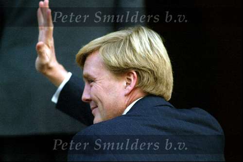 Amsterdam 29 oktober 2003
Prins Willem Alexander bij het paleis op de dam