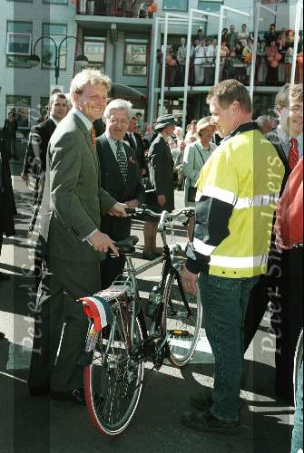 30 april 1999
Koninginnedag 1999
Prins Willem Alexander op de fiets