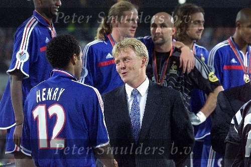 Rotterdam, 2 juli 2000   Euro 2000
Frankrijk-Italie, eindstand na verlenging 2-1
Prins Willem Alexander met Henry