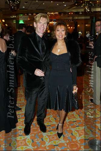 Scheveningen 15 december 2003
Brunch in het Holland casino in Scheveningen.
Sandra Reemer in avondjurk en glaasje champagne met Addy v d Krommeacker