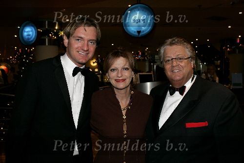 Scheveningen 13 december 2004
Society lunch Holland casino.
Christian looman Barbara Plugge en Tony tetro
