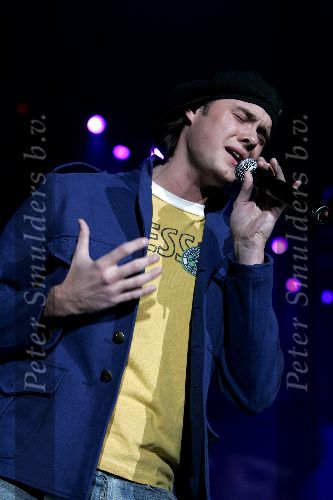 Arnhem 18 november 2004
Ameezingconcert met Carlo Boszhard en Irene Moors in het gelredome.   
Boris Idols