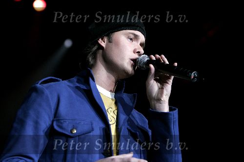 Arnhem 18 november 2004
Ameezingconcert met Carlo Boszhard en Irene Moors in het gelredome.   
Boris Idols
