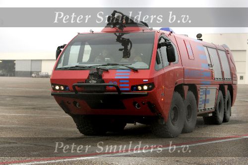 Schiphol Oost 9 december 2004
Robbie Williams arriveert op schiphol Oost. Brandweer