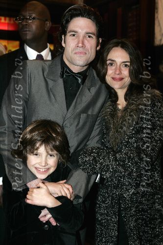 Amsterdam 13 december 2004
Premiere Floris in Tuschinski in Amsterdam.
Daniel Boissevain met vrouw en zoon