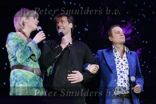 Arnhem 18 november 2004
Ameezingconcert met Carlo Boszhard en Irene Moors in het gelredome. Gerard Joling