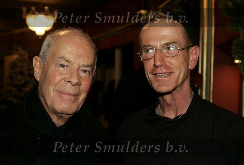 Amsterdam 21 december 2004
Premiere Kertciruc in Carre.
Hans v Manen met vriend