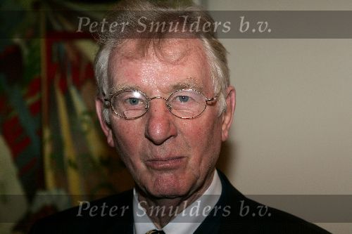 Amsterdam 16 december 2004
Onthuling beeld Albert Mol in nieuwe de la mar theater.
Herman Emmink