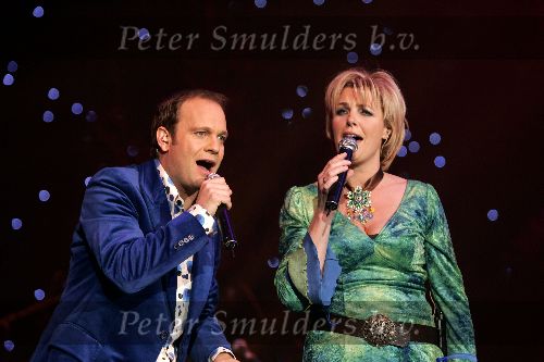 Arnhem 18 november 2004
Ameezingconcert met Carlo Boszhard en Irene Moors in het gelredome.