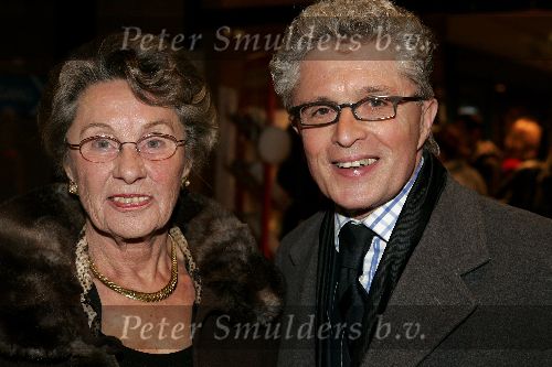 Den Bosch 19 december 2004
Premiere de Jantjes in de Parade
Jacques d Ancona met zus