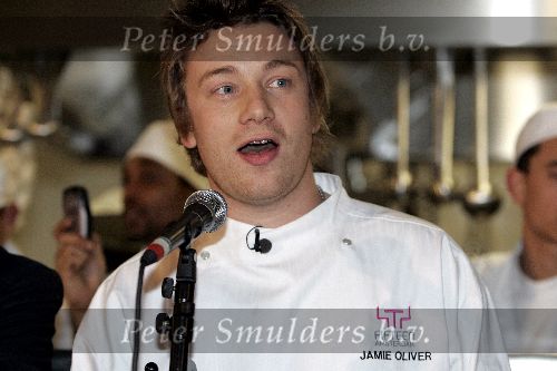 Amsterdam 14 december 2004
Opening restaurant Fifteen van Jamie Oliver in Amsterdam.
Jamie Oliver
