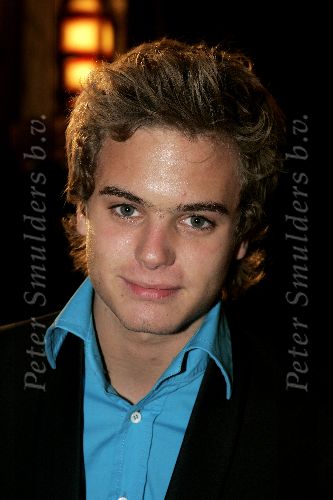 Amsterdam 13 december 2004
Premiere Floris in Tuschinski in Amsterdam.
Jim Bakkum  Jim Idols