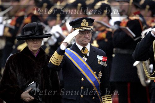 Delft 11 december 2004
Begrafenis Prins Bernhard in Delft.
Koning Carl Gustaf met vrouw