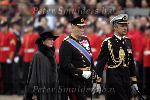 Delft 11 december 2004
Begrafenis Prins Bernhard in Delft.
Koning Harald van Noorwegen met zijn vrouw Koningin Sonja