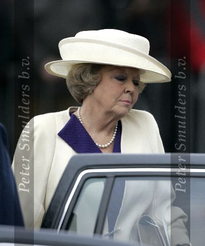 Delft 11 december 2004
Begrafenis Prins Bernhard in Delft.
Koningin Beatrix