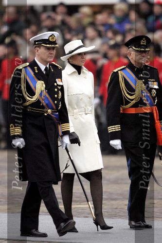 Delft 11 december 2004
Begrafenis Prins Bernhard in Delft.
Prins   Willem Alexander Maxima en  Pieter v Vollenhoven