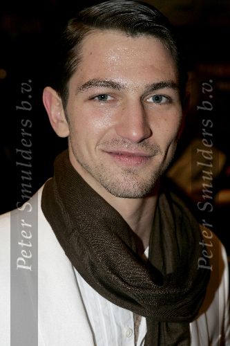 Amsterdam 13 december 2004
Premiere Floris in Tuschinski in Amsterdam.
Michiel Huisman.