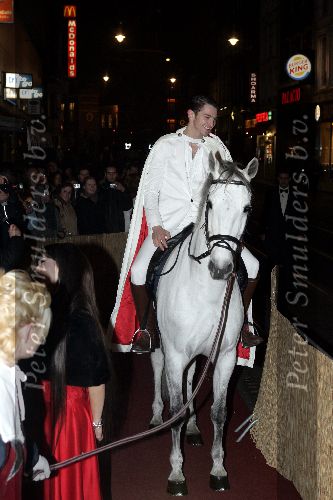 Amsterdam 13 december 2004
Premiere Floris in Tuschinski in Amsterdam.
Michiel huisman te paard