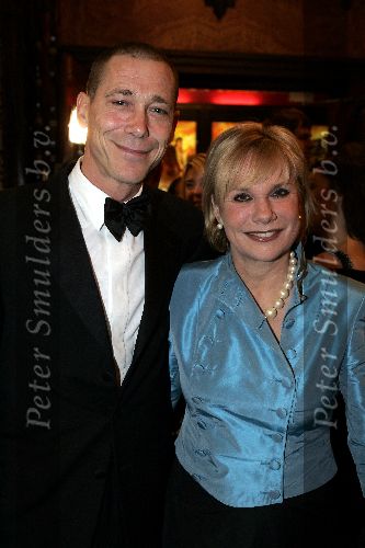 Amsterdam 13 december 2004
Premiere Floris in Tuschinski in Amsterdam.
Hans Kesting met Monique v d Ven