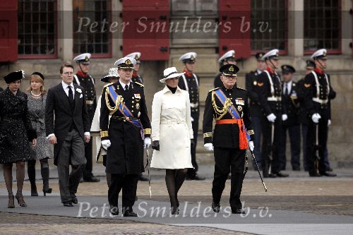 Delft 11 december 2004
Begrafenis Prins Bernhard in Delft.
Prins   Willem Alexander Maxima en  Pieter v Vollenhoven